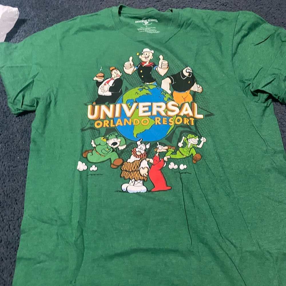 Universal Orlando Resort Green Graphic T-Shirt